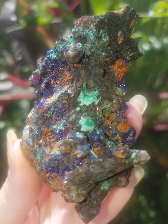 Thumbnail: Azurite, quartz cluster
