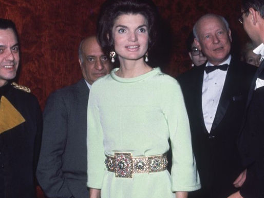 Quand Jacqueline Kennedy reçut une ceinture en or de Hassan II et fit une escapade à Marrakech
