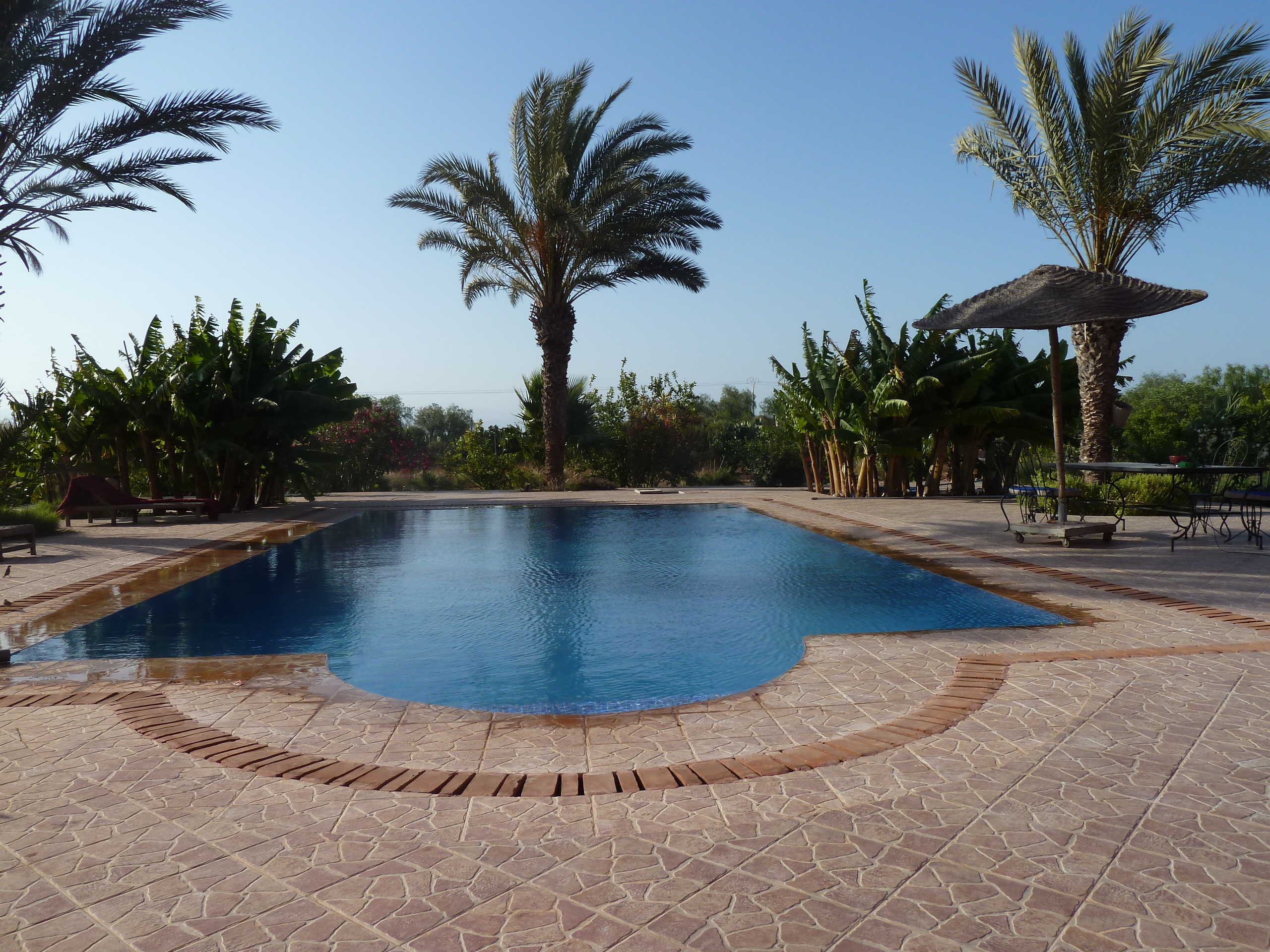 Outstanding pool