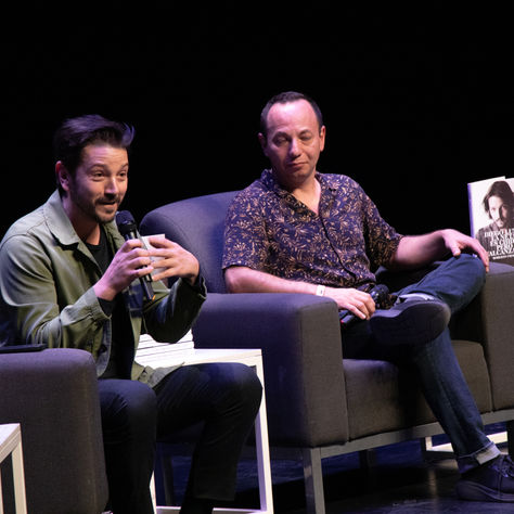 Diego Luna y su libro 
