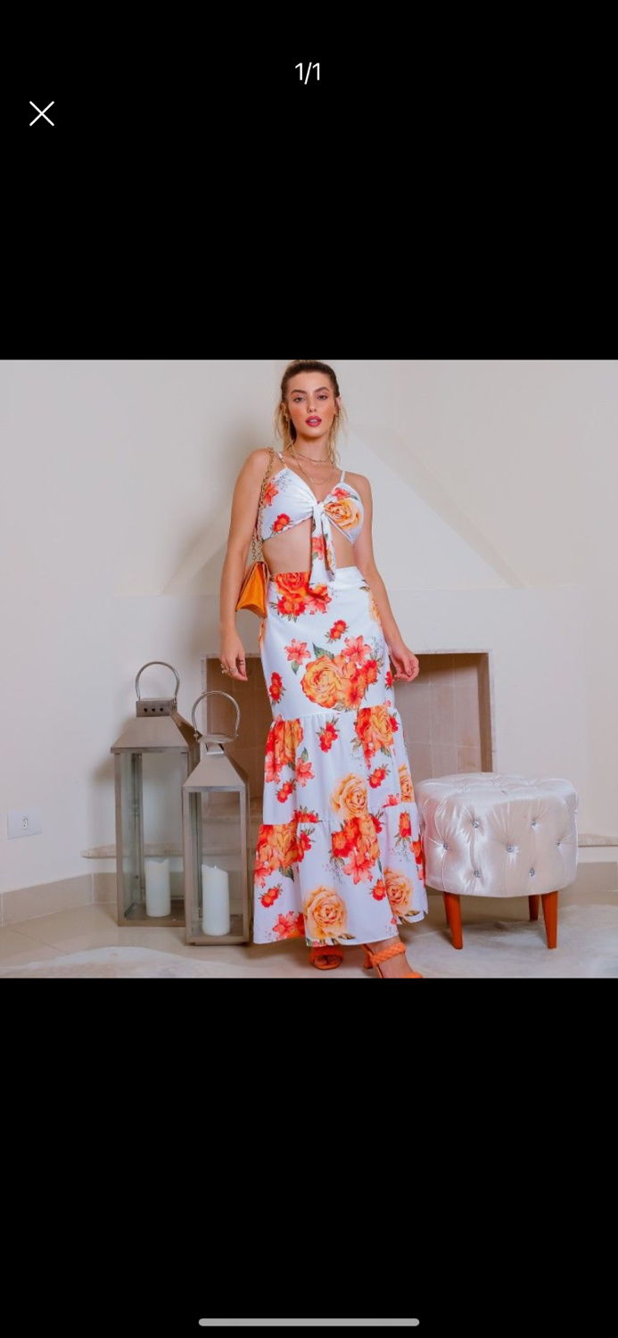 Conjunto floral latino