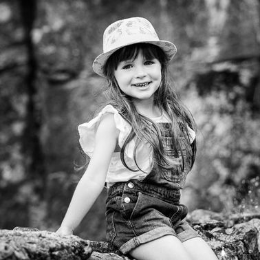 portrait, photographe, valence, drôme, sourire, souvenir, patrimoine, l’œil de cha, extérieur, ardèche
