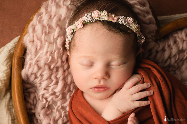 photographe, valence, naissance, maternité, nouveau-né, bébé, sécurité, professionnel, confort, accessoires, famille, émotion, souvenir