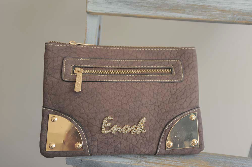 Bolsa de mano Enosh
