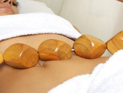 Body Treatmends with Wood therapy