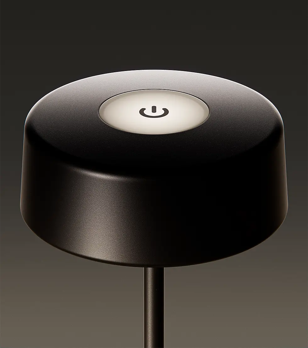 lamp-04-1220px.webp