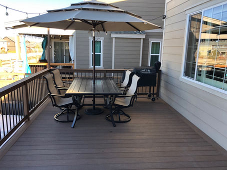 Top 10 Considerations When Hiring a Deck Contractor