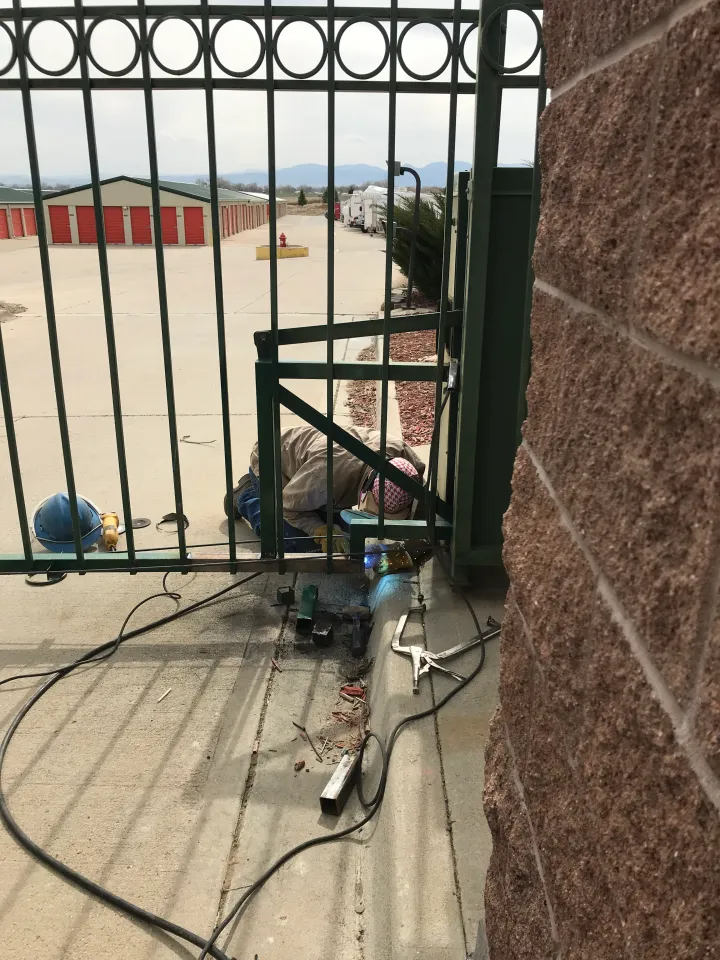 Gates & Railing Projects - Larry's Mobile Welding