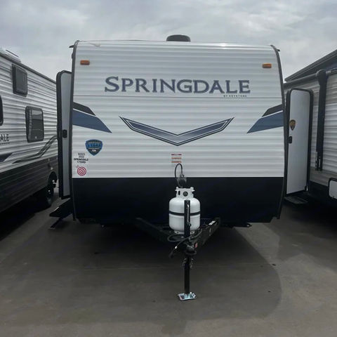 Sunny Travel Trailer - Penny Bear Rental