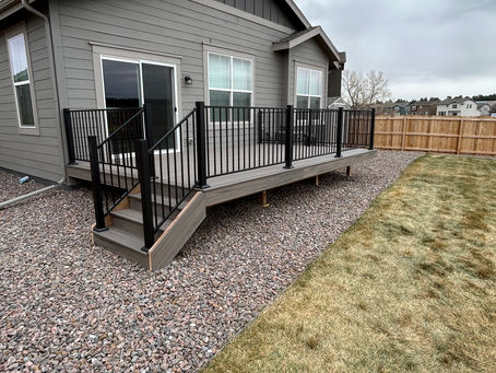 Winter-Ready Builds by Trusted Deck Construction Contractors