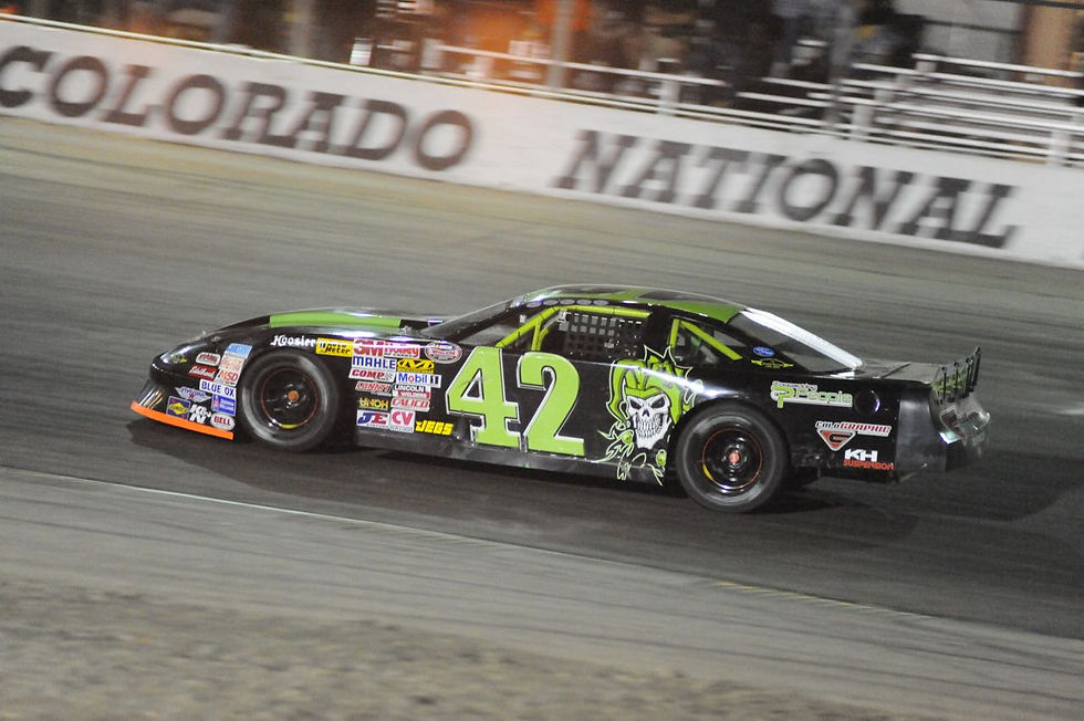 Neff on route to winning both features and the 2015 championship (Starr photo)