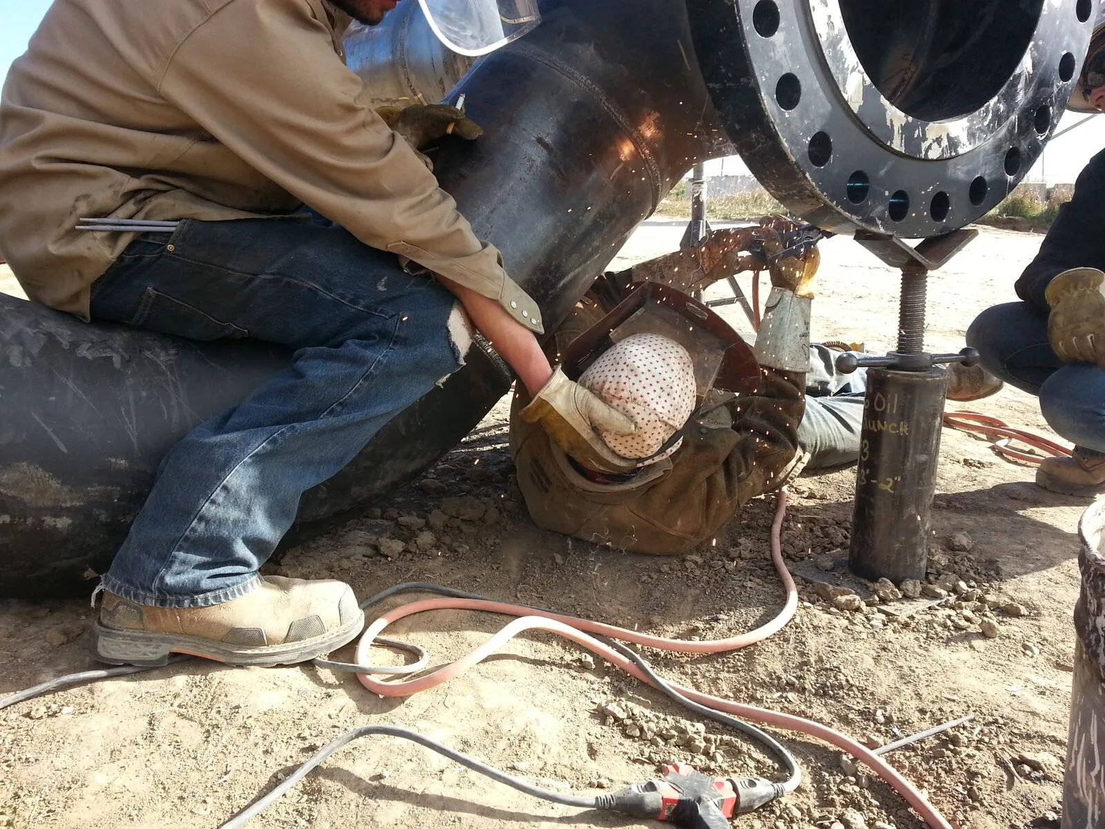 On Site Oil & Gas Company Welding - Larry's Mobile Welding