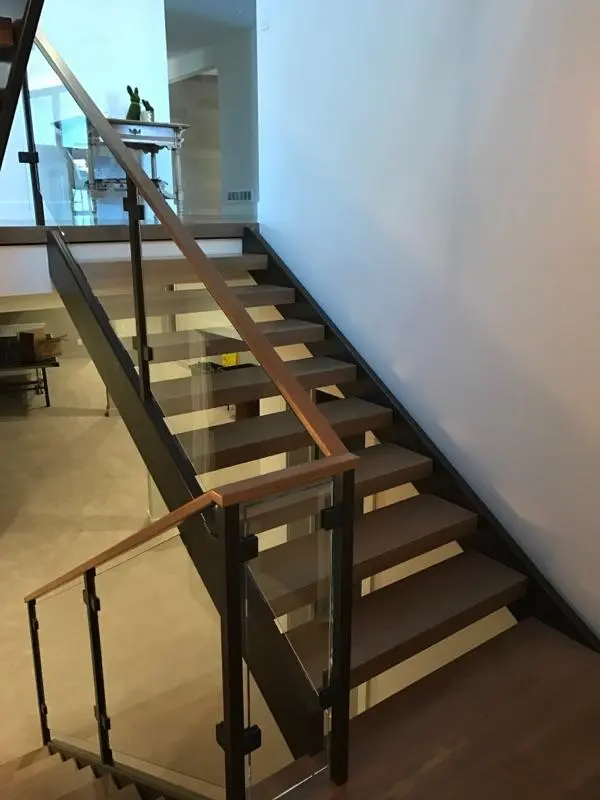 Luxury Staircase - Larry's Mobile Welding