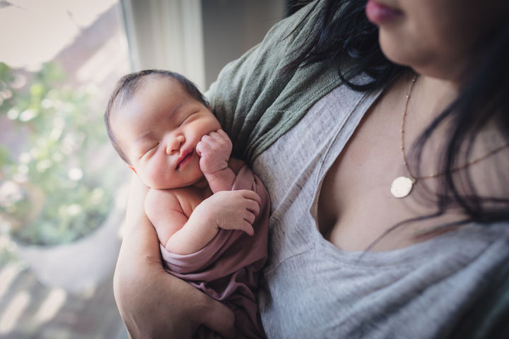 newborn lifestyle photography