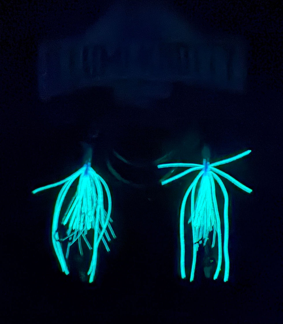 Thumbnail: Kokanee, Trout, Blue GLOWING Micro Tube Trolling Fly With size 00 hammered blade