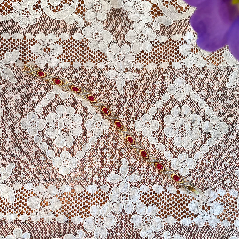 サムネイル： red stone design bracelet 1980s