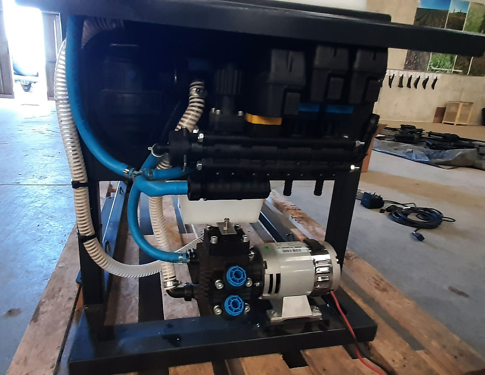Miniature : Cuve 400L avec kit complet pompe