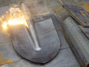 Laser cleaning a spade