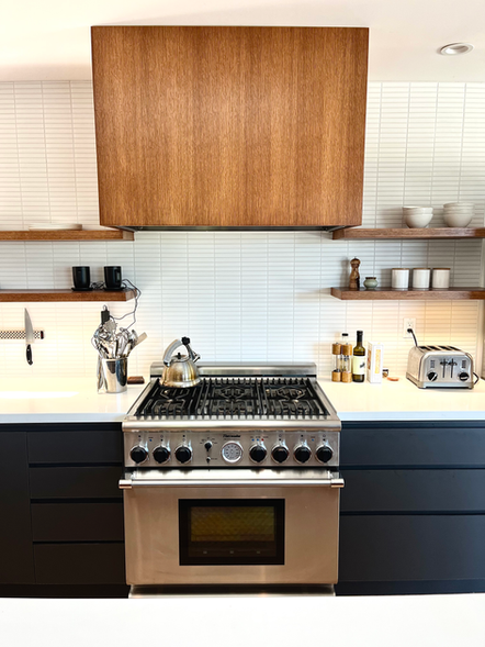 oven range with oak vent surround