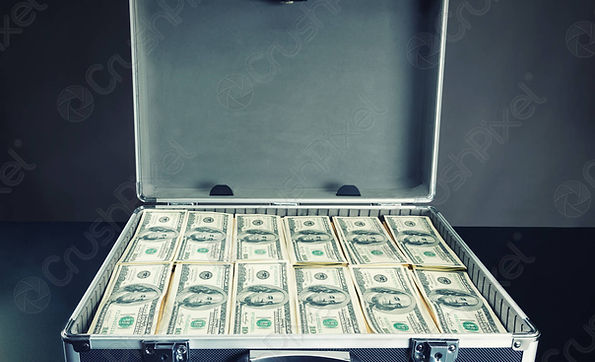 case-full-money-on-gray-1406418.jpg