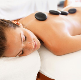 Massage aux pierres chaudes