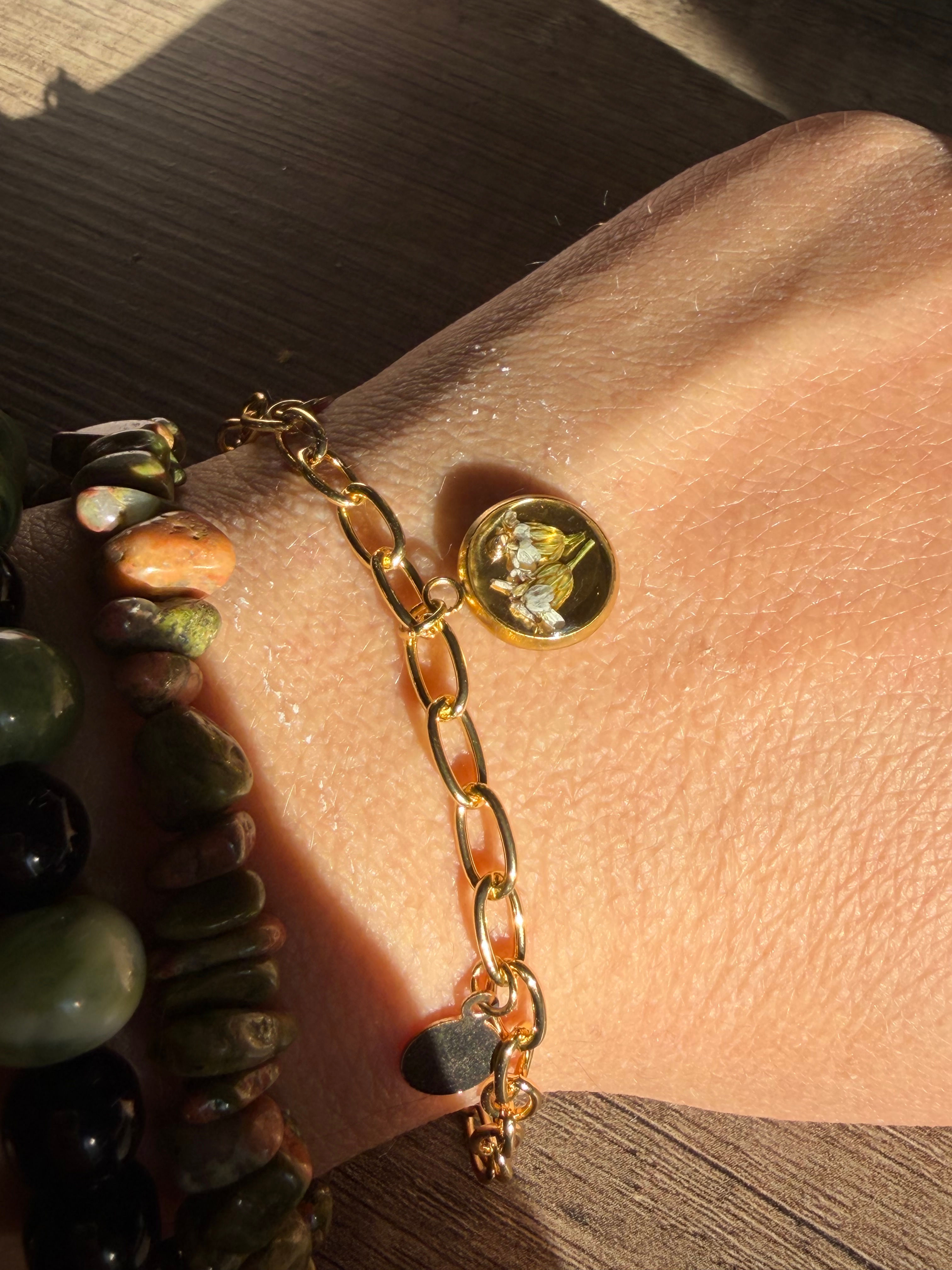 Bracelet tendance " Carotte dorée"