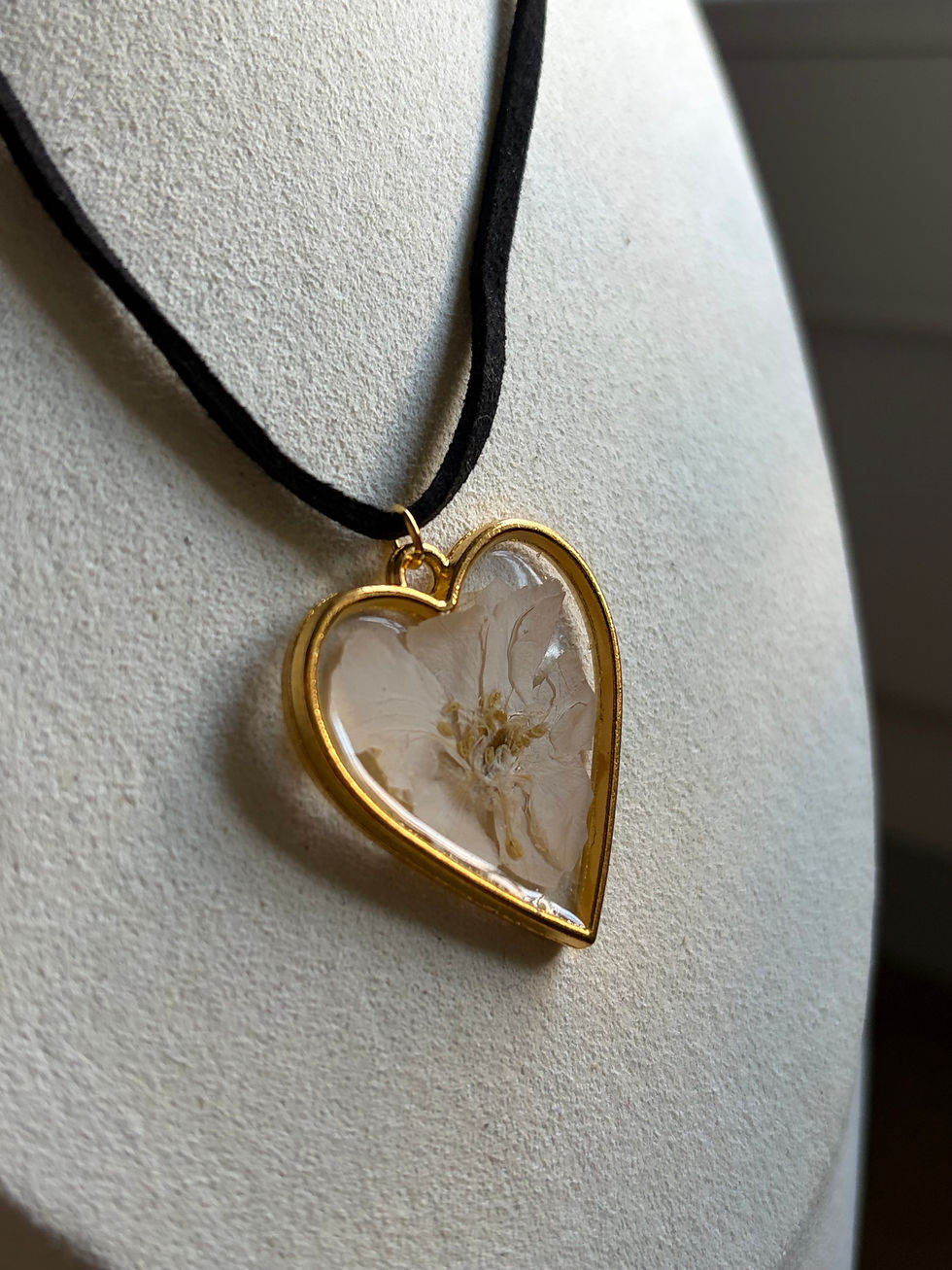 Miniature : Collier "pensée du coeur"