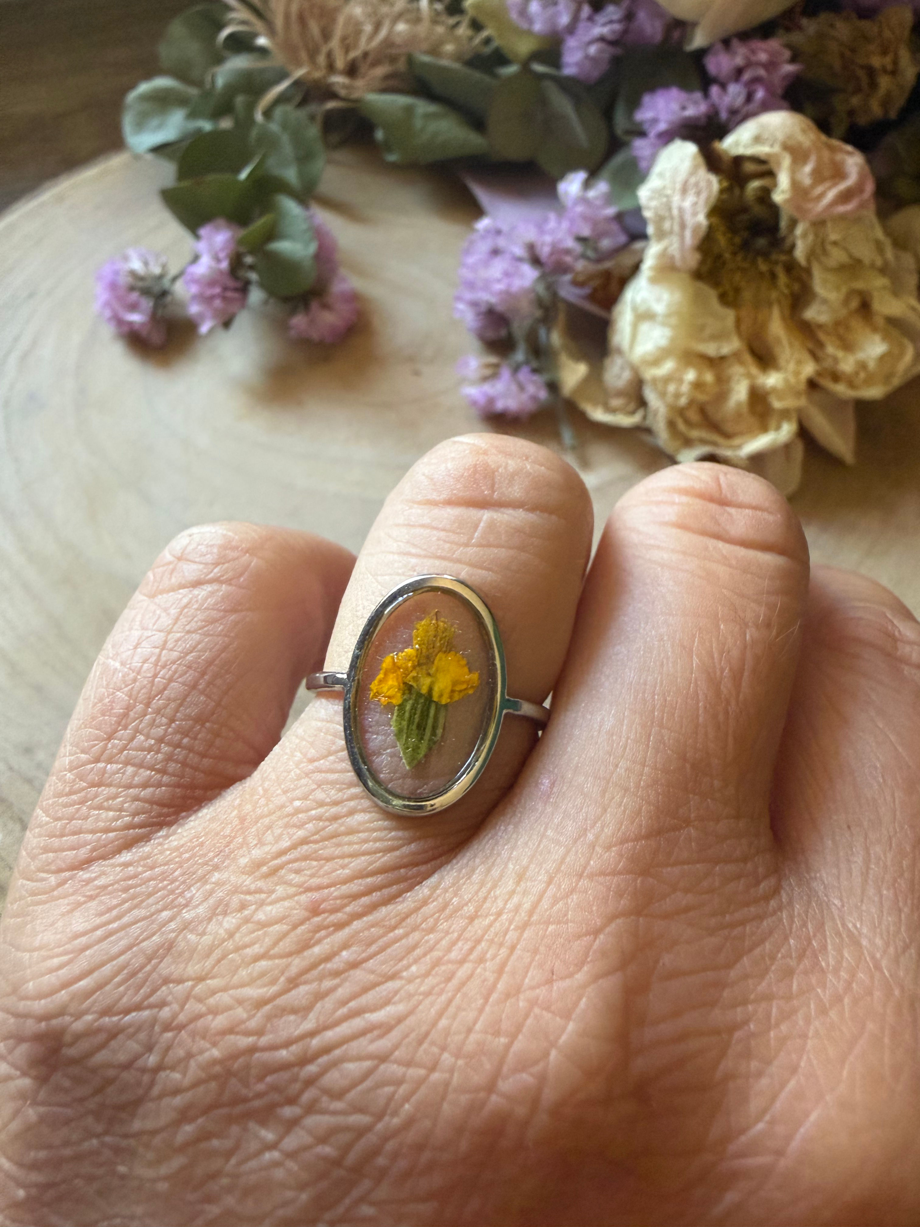 Bague " Tagète Ovaline"