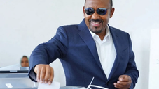 Ethiopia PM's party wins landslide; fears of new war