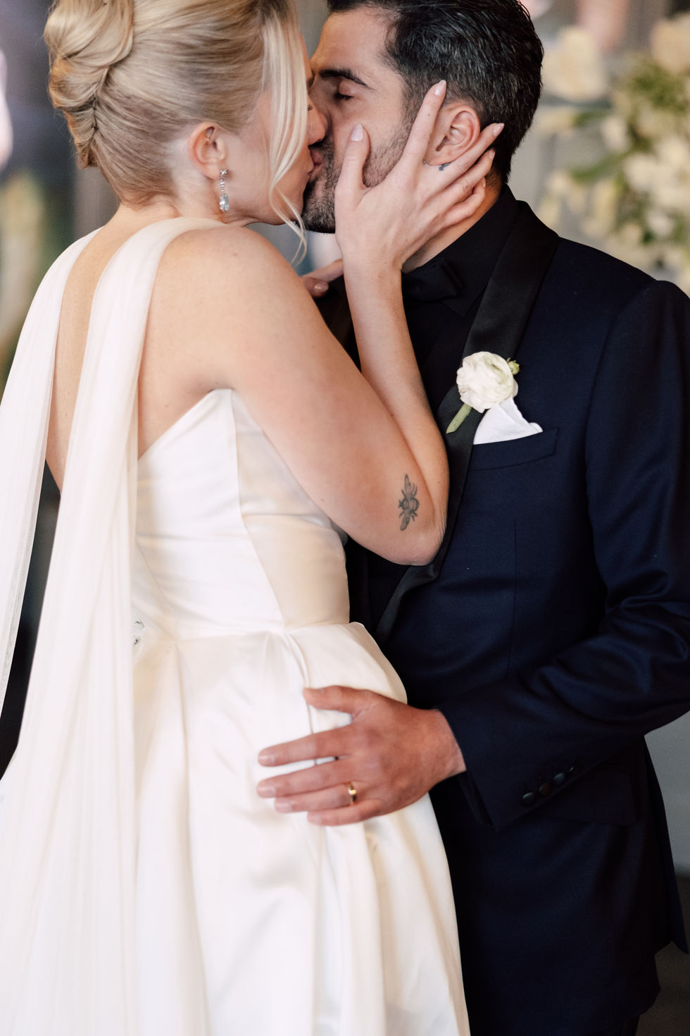 Bride & Groom on wedding day. 