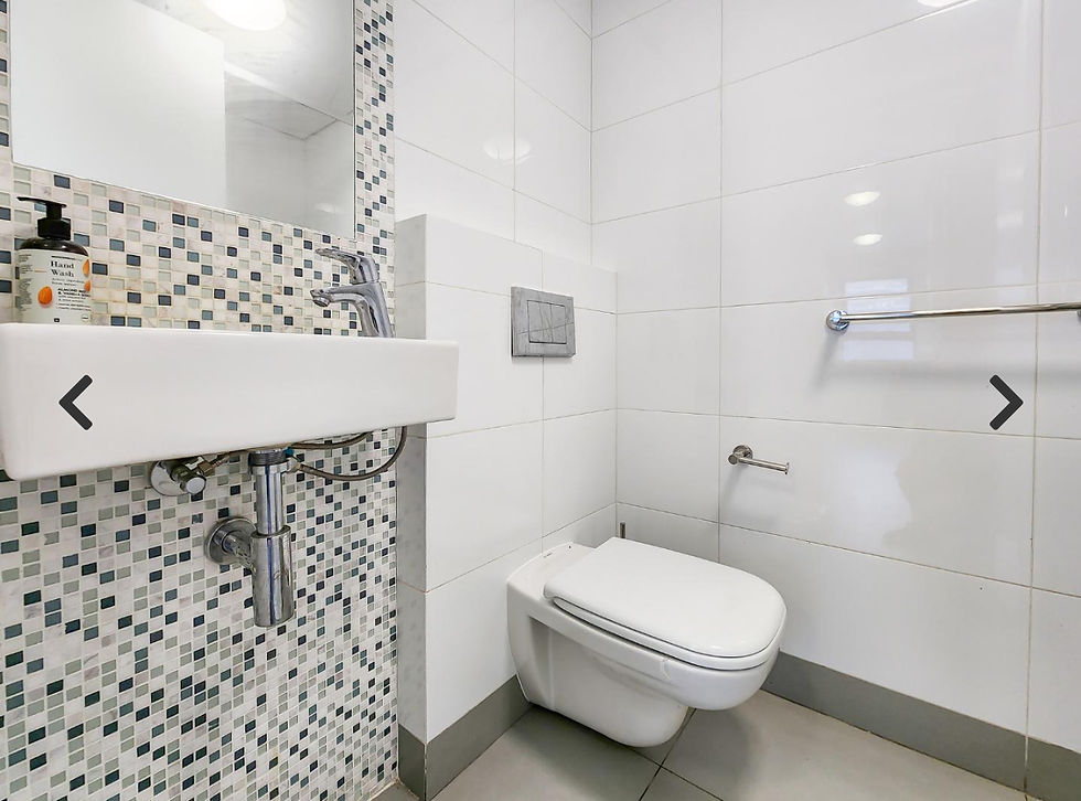 Thumbnail: Two Bedroom Apartment |Vredehoek, Cape Town | For Sale