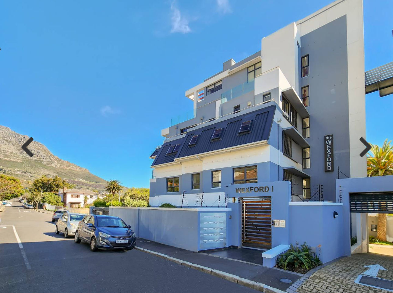 Two Bedroom Apartment |Vredehoek, Cape Town | For Sale
