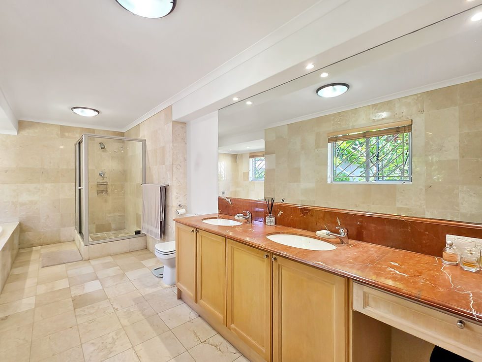 Thumbnail: Four Bedroom House | Fresnaye | For Sale