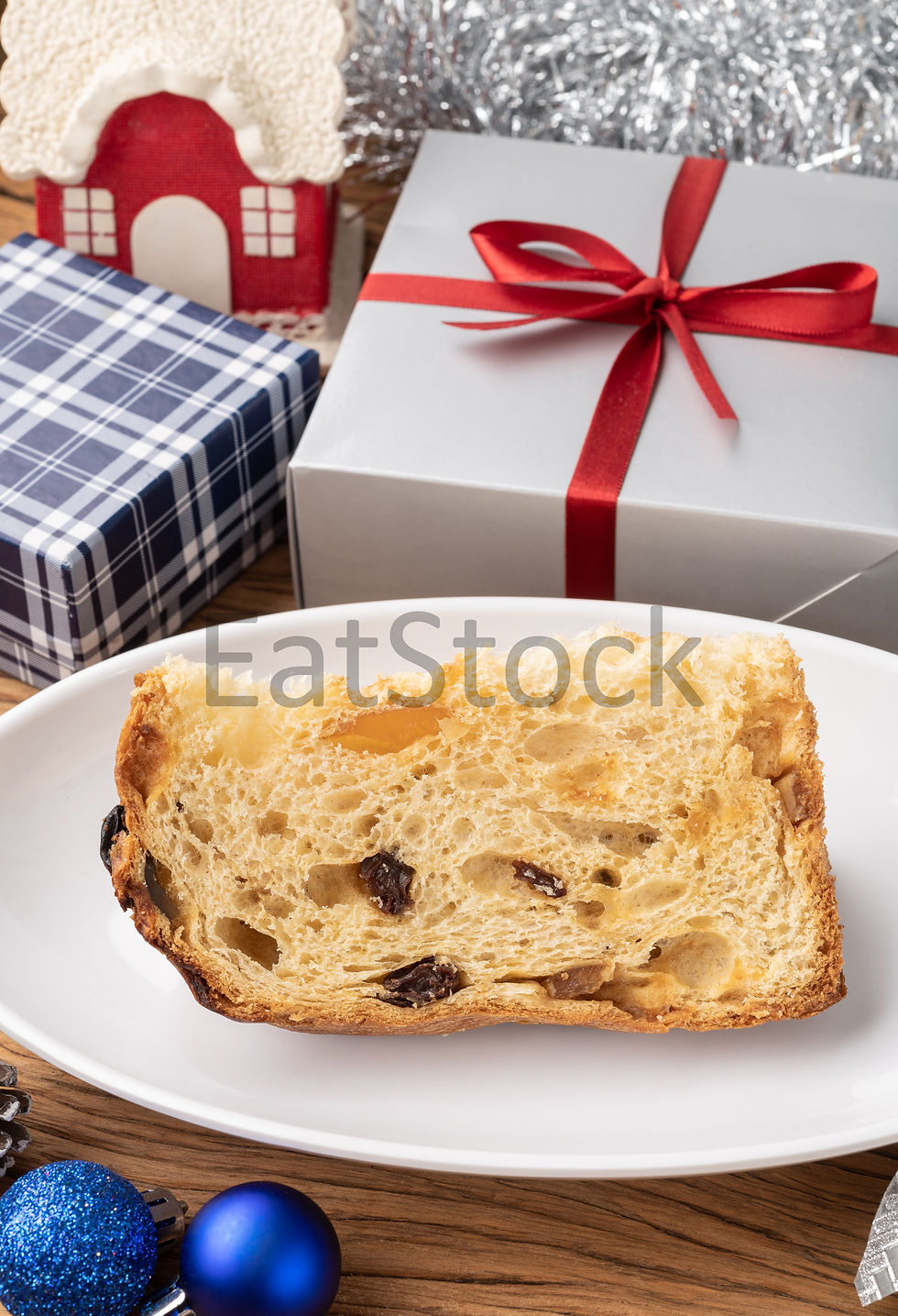 Panetone de frutas cristalizadas.