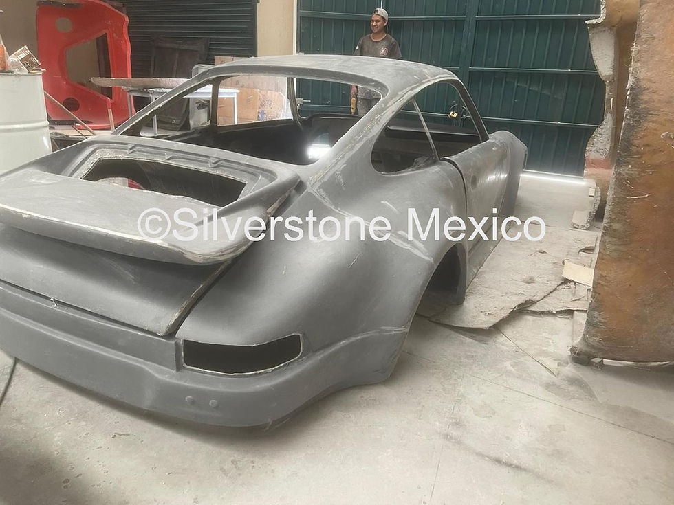 Miniature : 911 replica fiberglass body