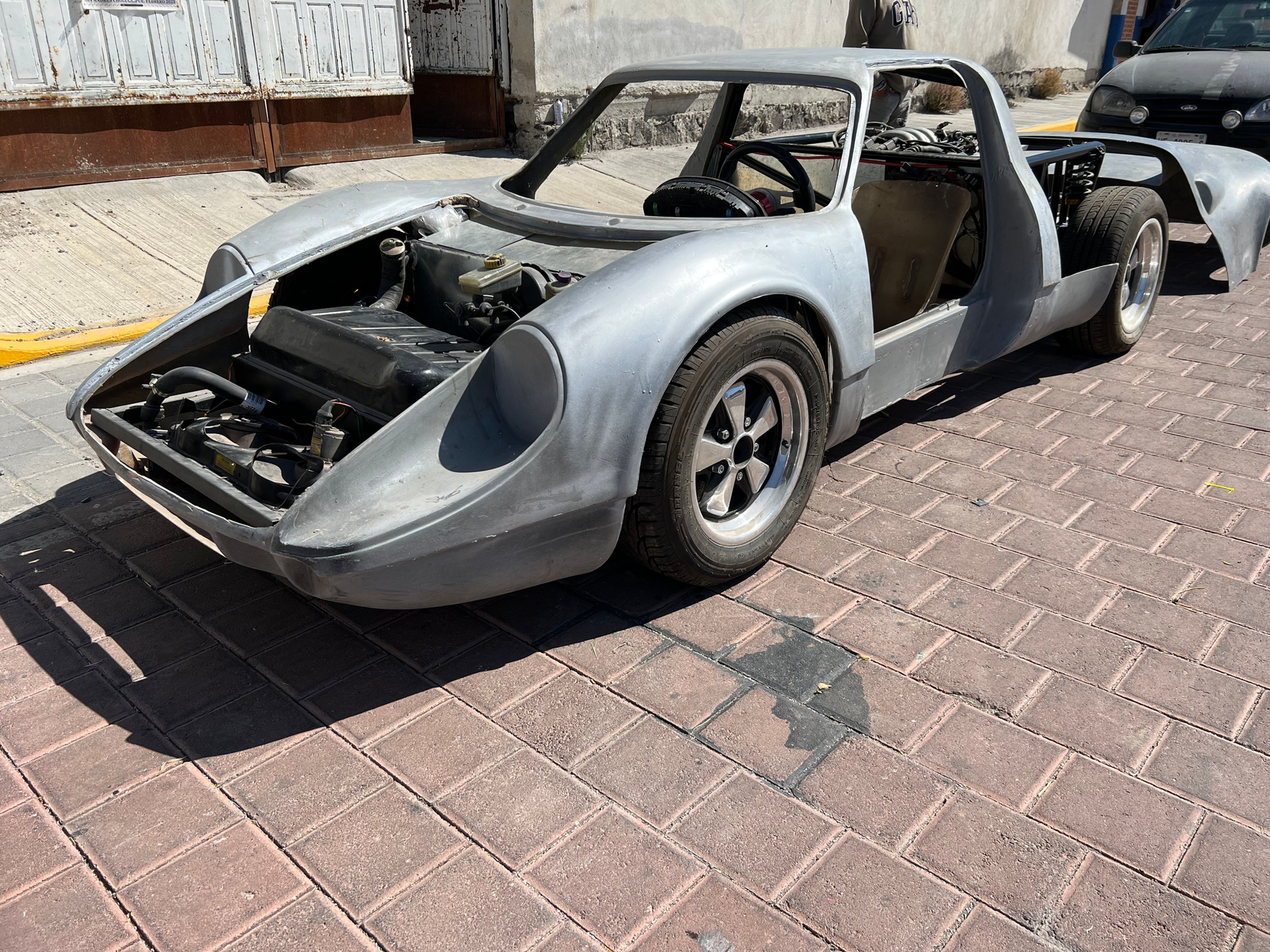 904 GTS REPLICA