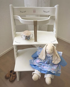 Tripp Trapp Stuhl in Weiss mit Muster