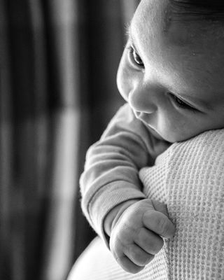 Gianni Creative Studio - Newborn Portrait Photography - Bright Beginnings Hudson Newborn