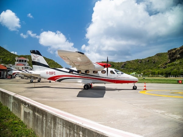 shaping-a-new-standard-for-regional-air-mobility-in-the-caribbean-tecnam-p2012-stol-begins-scheduled-operations-with-st-barth-executive