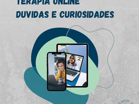 Um tablet e um celular com chamada de video acontecendocom duas mulheres se falando