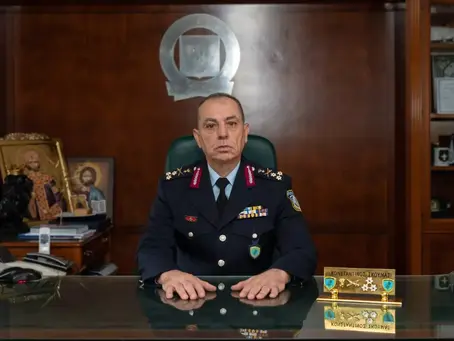 Παραμένει με απόφαση Μητσοτάκη στη θέση του Αρχηγού της ΕΛ.ΑΣ. ο Κωνσταντίνος Σκούμας