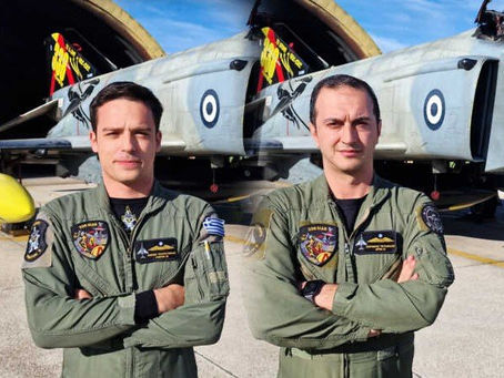 Πτώση F-4. Τιμητική διάκριση στους δύο νεκρούς πιλότους. Τους δίνουν βαθμό αντιπτεράρχου