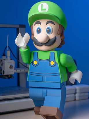 🟢 The Green Thunder: Luigi Modular Figure! 🌟