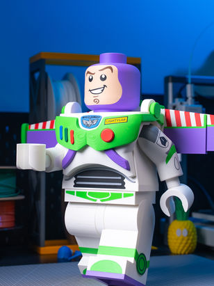 🚀 To Infinity and Beyond: Buzz Lightyear Modular Figure! 🌌