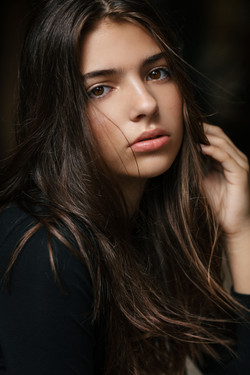 Lilly K Photography Portraits(01)