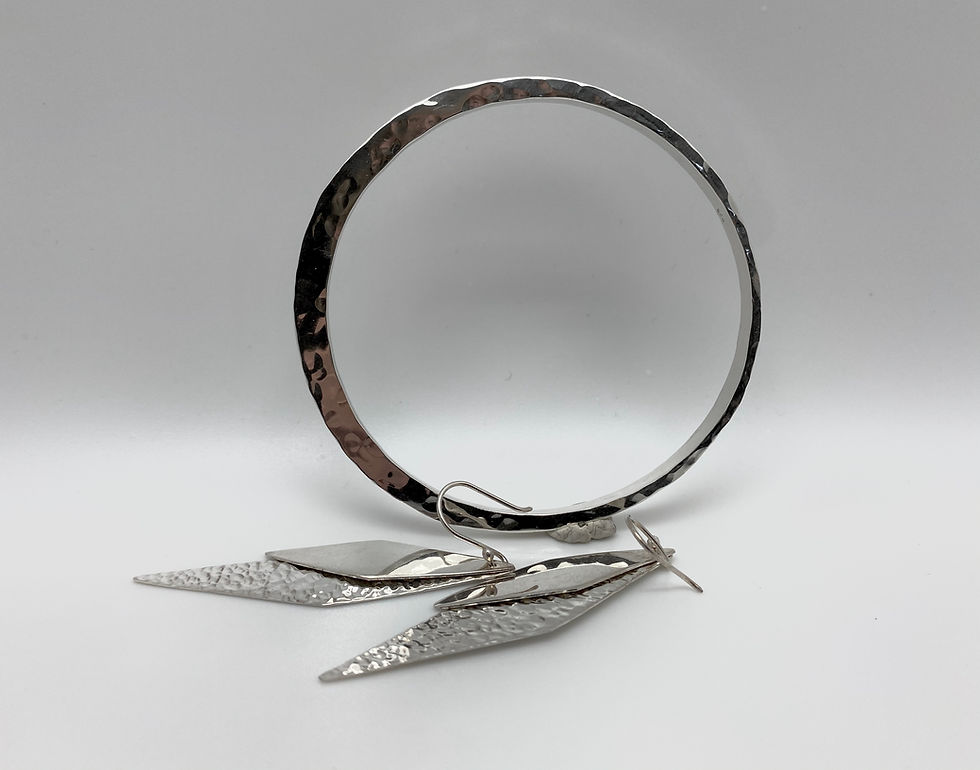 Miniaturebillede: Sølvøreheng