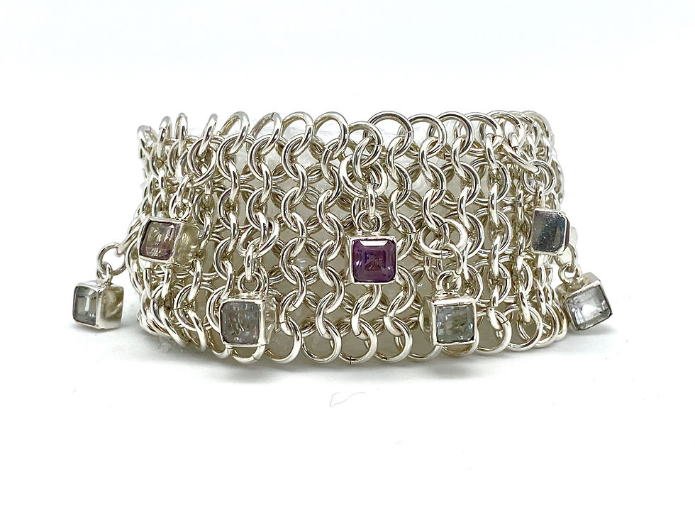 Thumbnail: Brynje armbånd