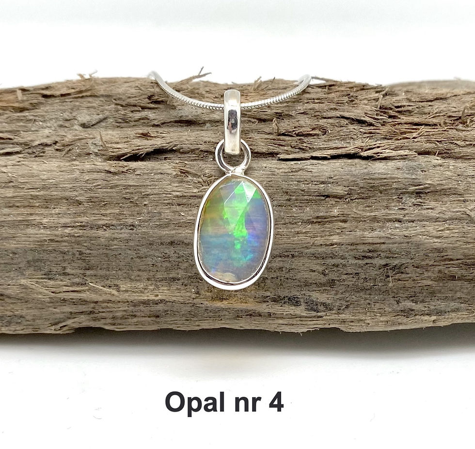 Miniatyrbilde: Opal
