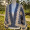 Miniature : CARDIGAN HEXAGONE BLEU ET BLANC CASSE