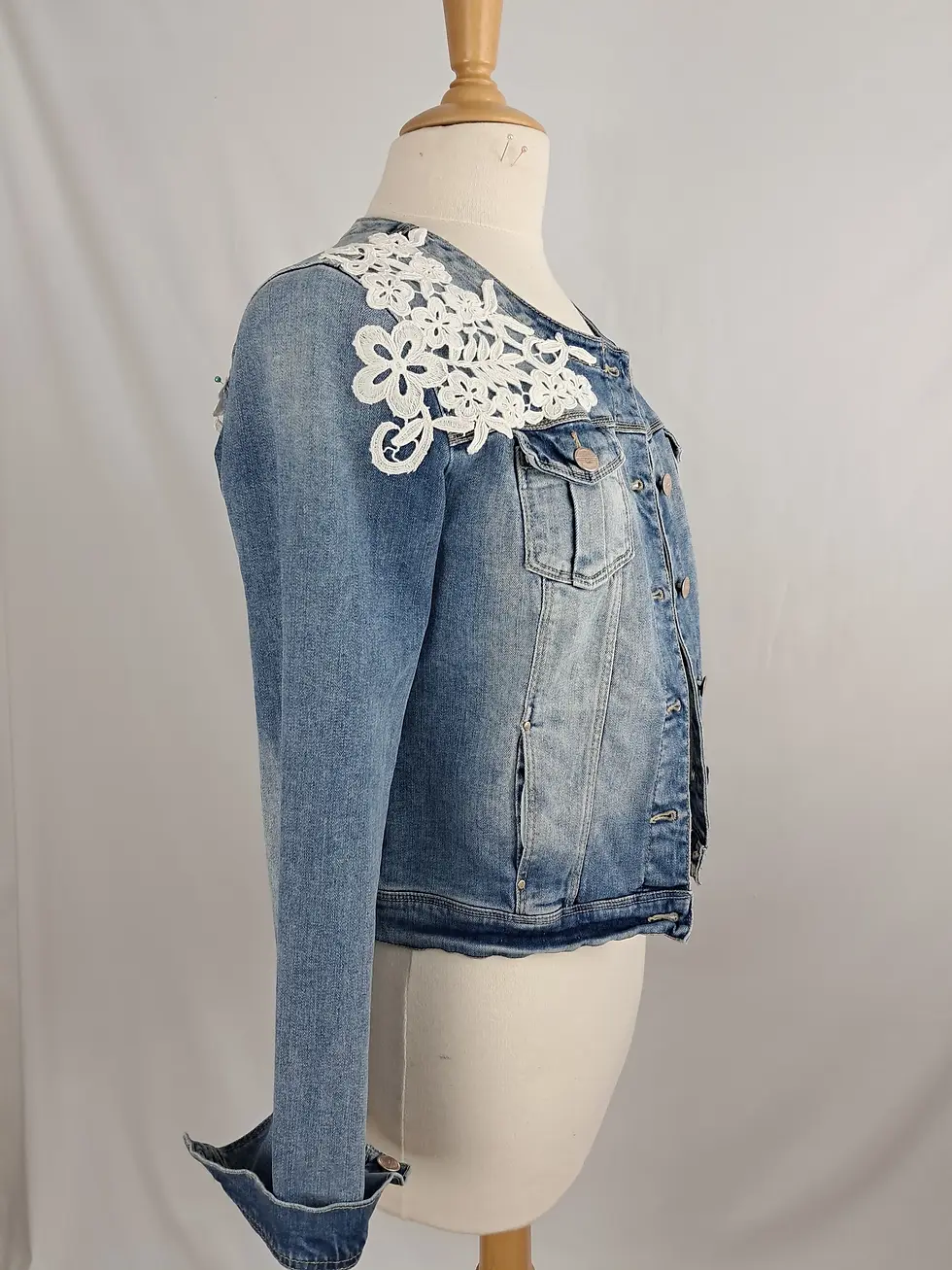 Miniature : Veste jean et dentelle